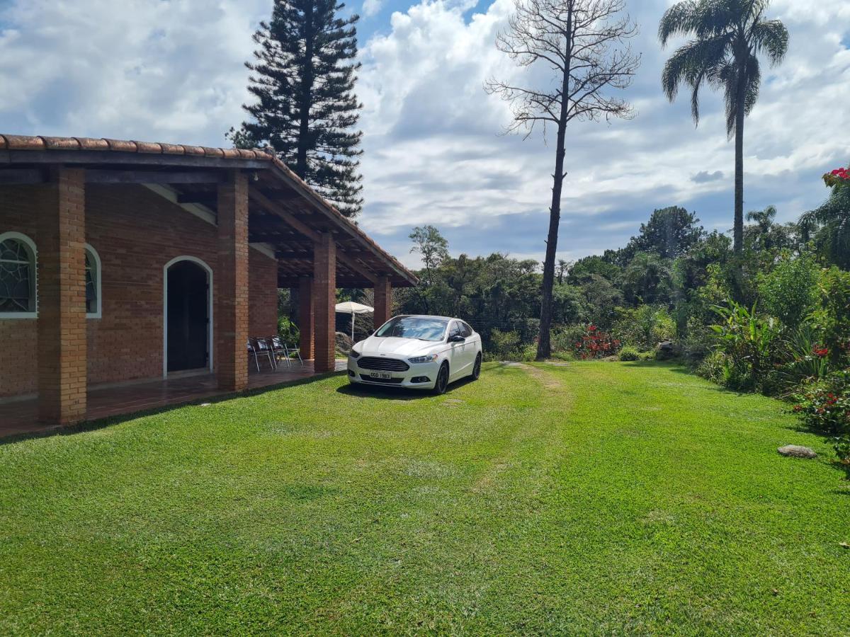 Chacara Mata Fria Com Piscina Aquecida Villa Mairiporã Eksteriør bilde